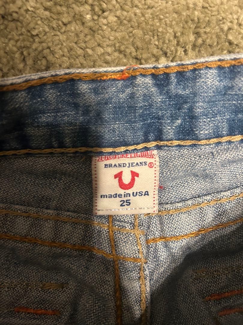 て*ふ様 【希少品】True Religion ブーツカットデニムライトブルー