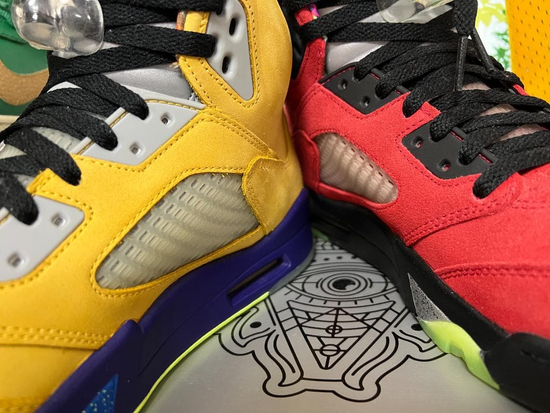 靴 NIKE AIR JORDAN 5 WHAT THE CZ5725-700