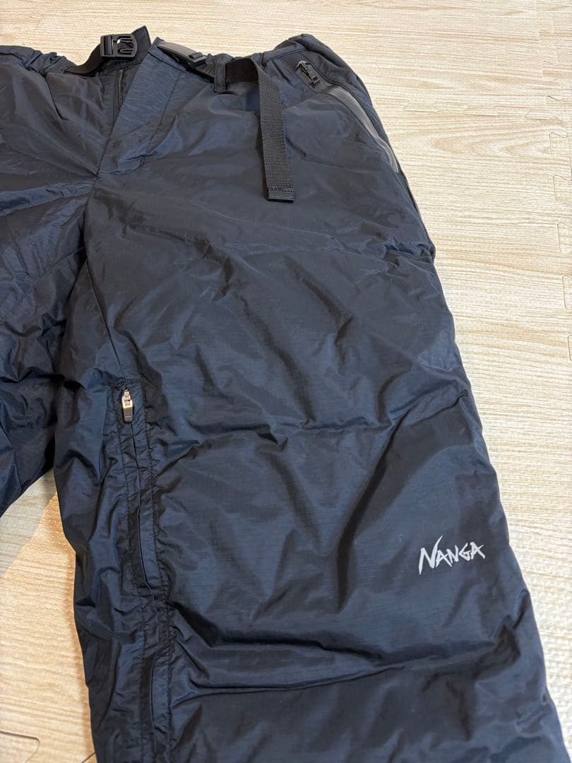 【タグあり美品】ナンガ　NANGA オーロラテックス　ダウンパンツ　黒　ブラック