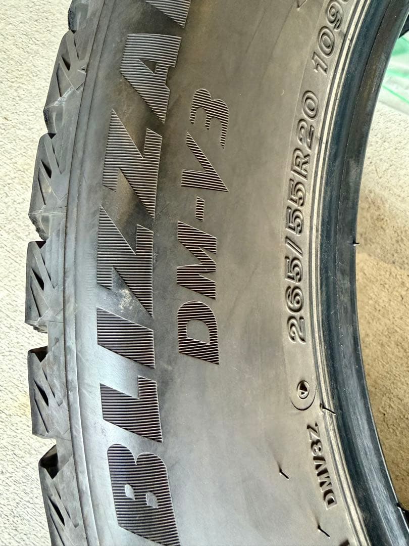 ブリザック dm-v3 265/55 R20 スタッドレスタイヤ 20インチ