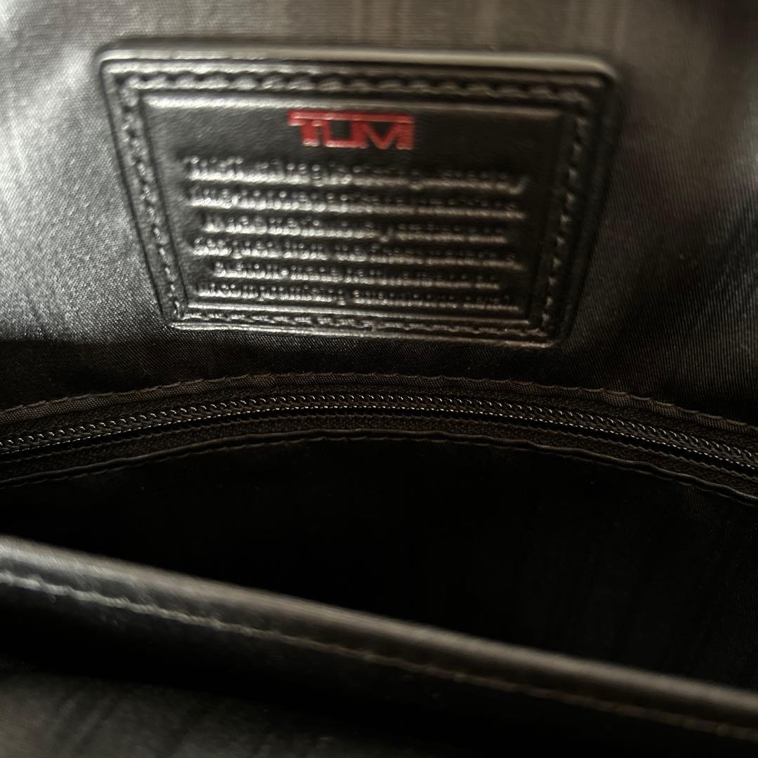 Tumi トートバッグ