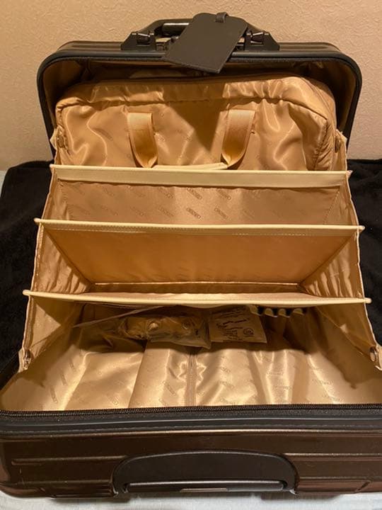 RIMOWA リモワサルサ デラックス4輪