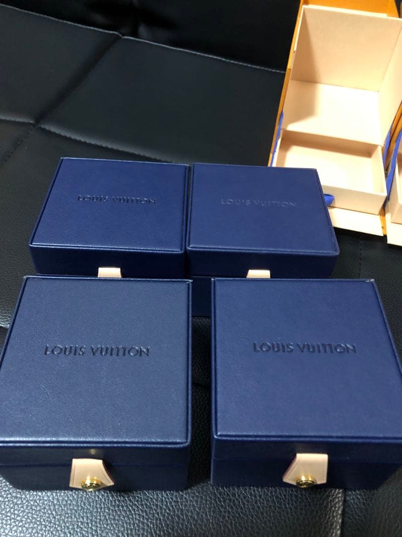 ルイヴィトン　ジュエリーケース　アクセサリーボックスケース　リング　ネックレス
