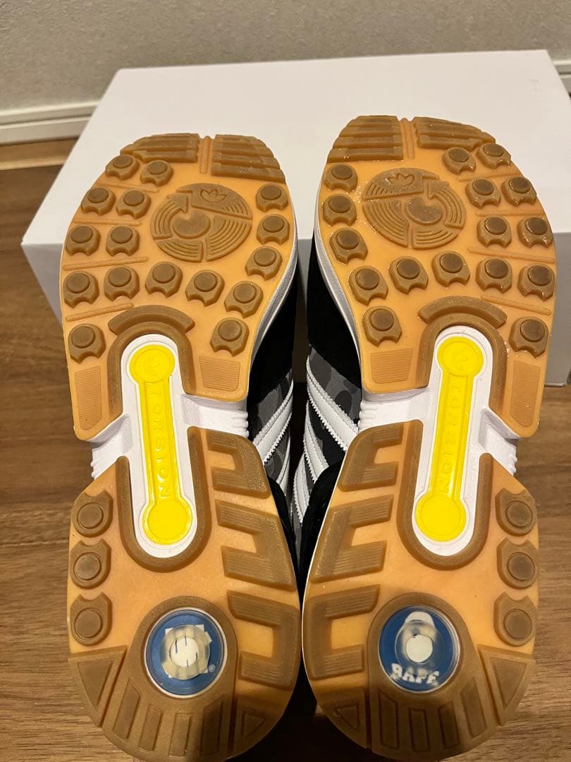 m*m様 激レア未使用品！エイプ×アンディーフィーテッド×adidas ZX80