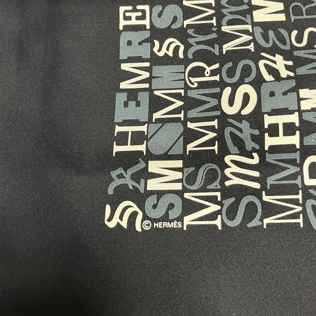 希少✨極美品✨HERMES スカーフ カレ90 アルファベットでできた馬