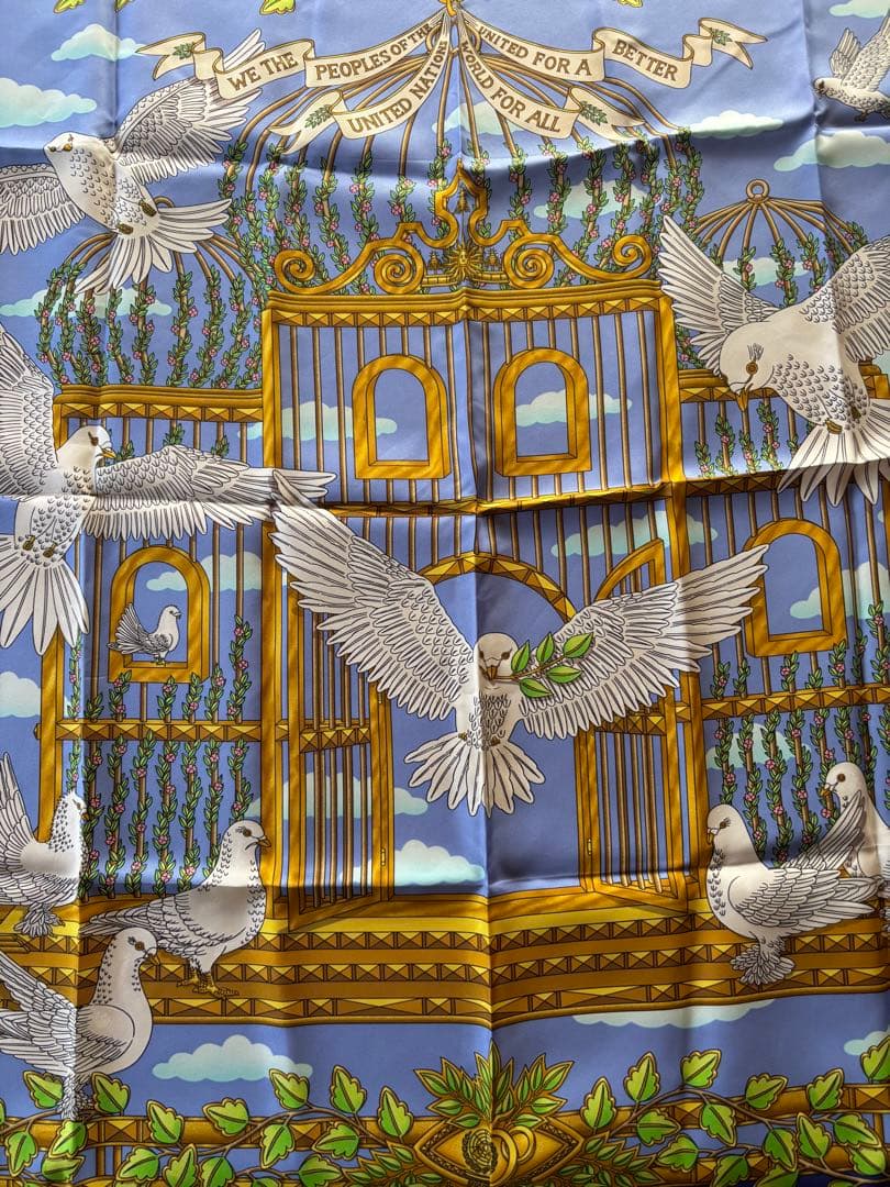 HERMES エルメス カレ90 スカーフ 鳩 鳥かご ブルー シルク