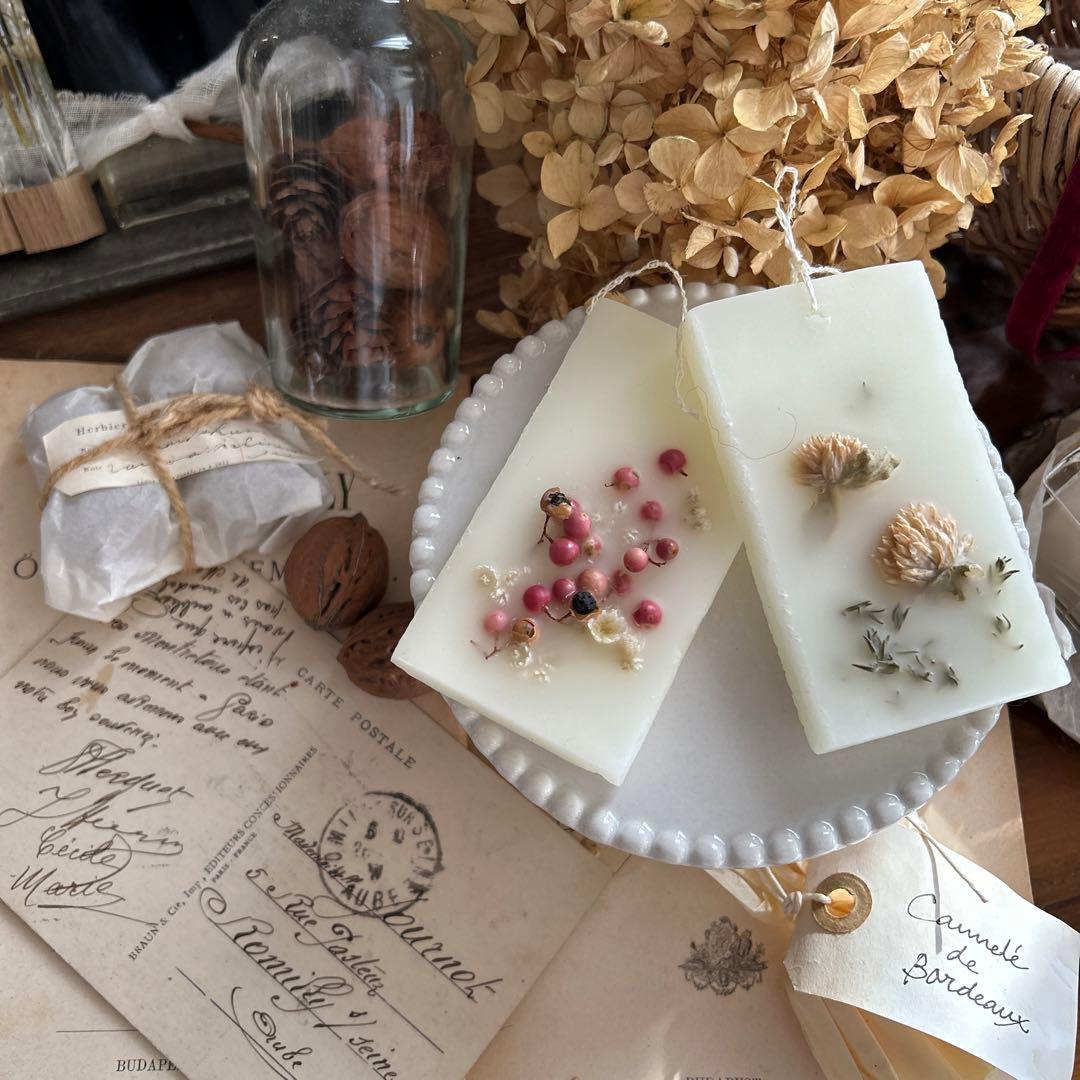 card_ya 蜜蝋のボタニカルタブレット キャンドル