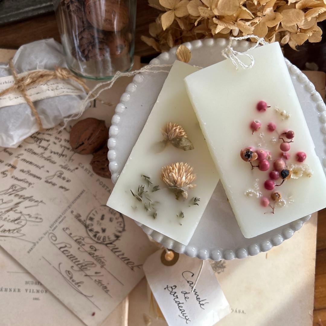 card_ya 蜜蝋のボタニカルタブレット キャンドル