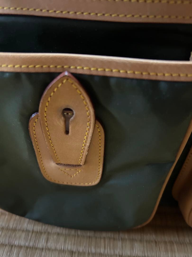 良品✨ハンティングワールド バッグ