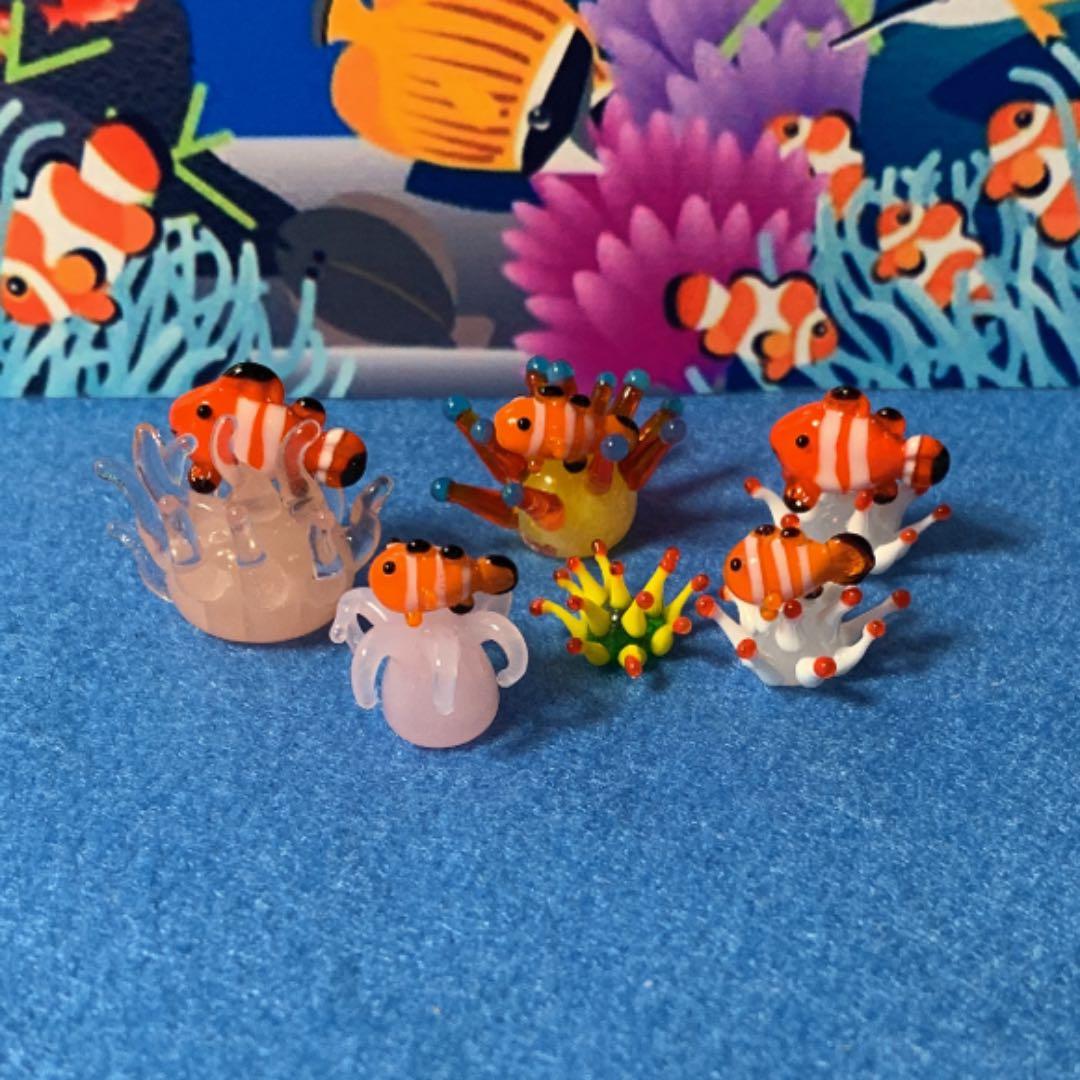 ガラス細工　ミニチュア　　クマノミ