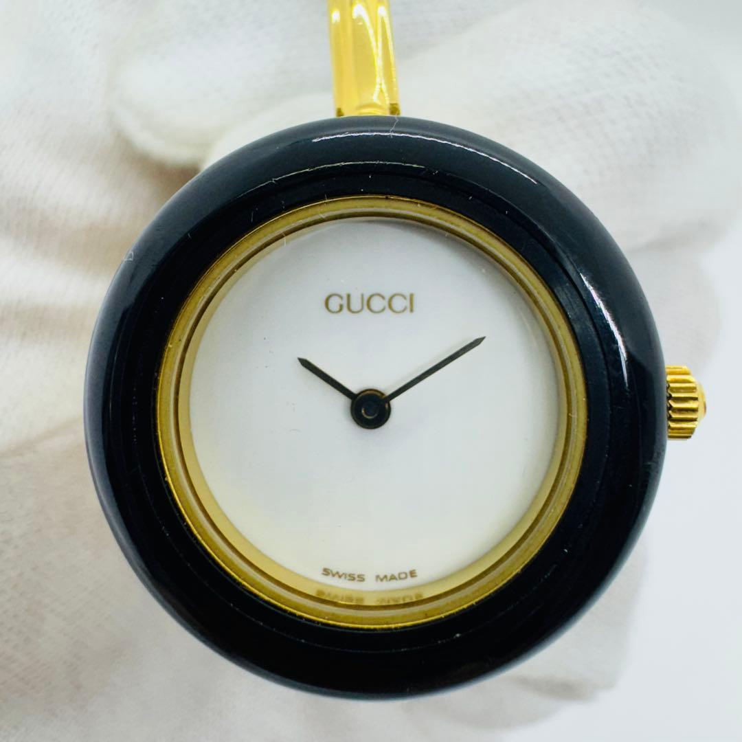 ✨GUCCI✨グッチ✨チェンジベゼル✨ホワイト文字盤✨ゴールド✨クォーツ✨腕時計