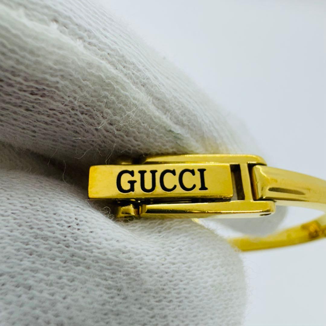 ✨GUCCI✨グッチ✨チェンジベゼル✨ホワイト文字盤✨ゴールド✨クォーツ✨腕時計