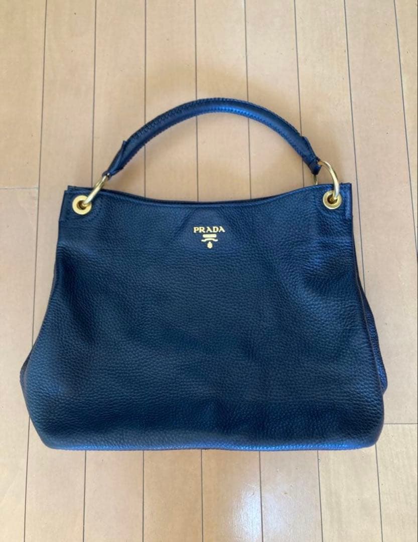 PRADAレザー トートバッグ