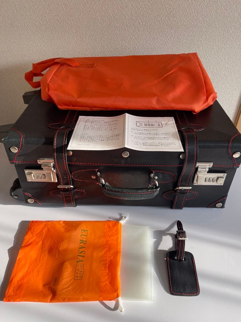 ユーラシア　キャリーケース￼