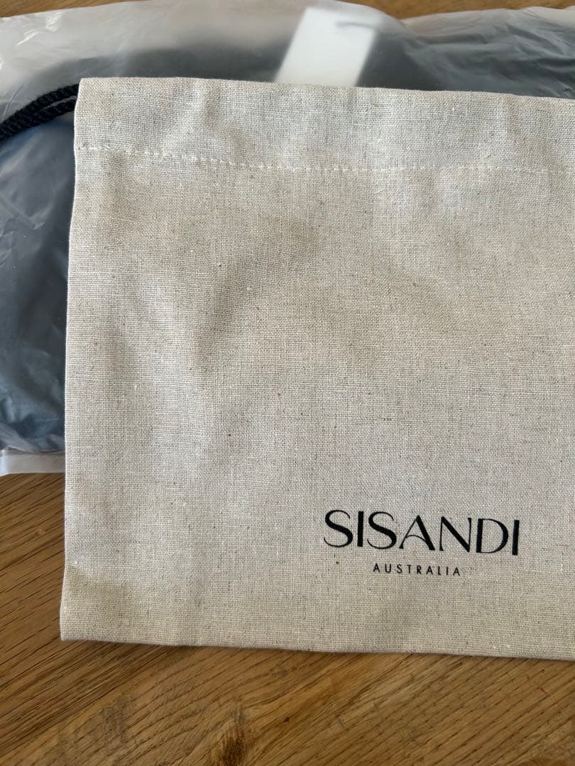 SISANDI ZAHA CLASSIC Ⅱ midnight black