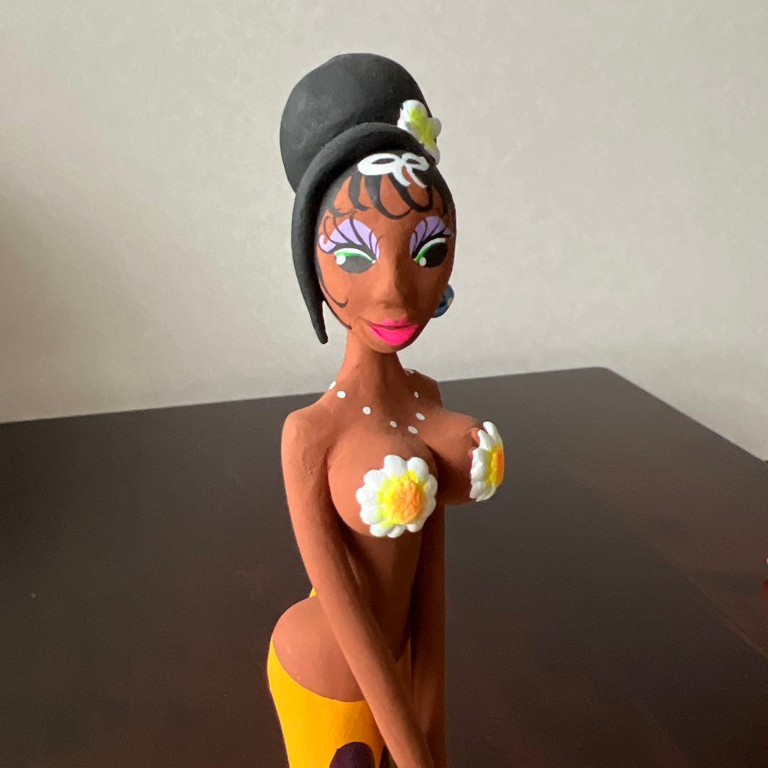 人形　ベネズエラ　陶器