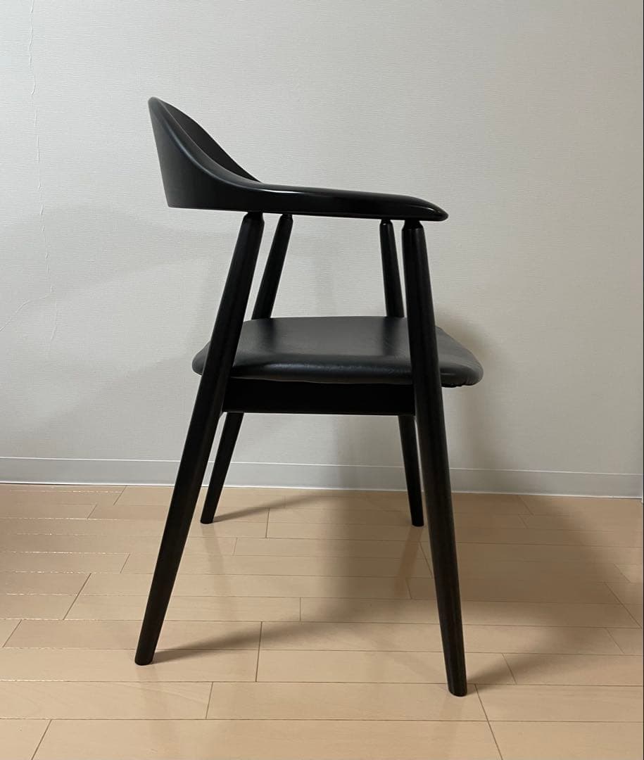 関家具NOWHERE LIKE  DINING CHAIR MANTA