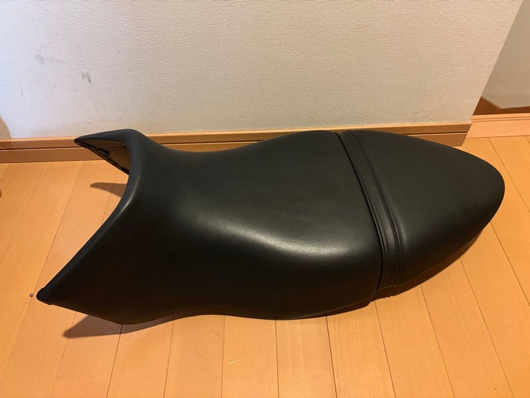 Buell XB12 純正ハイシート　美品ビューエル