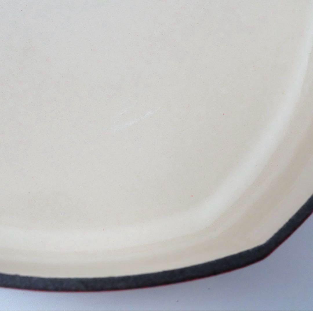 LE CREUSET　ココットダムール　ダムールプレート　チェリーレッド　2L