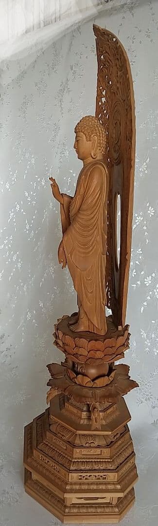 阿弥陀如来立像 6寸 #298 八角台座 宝相華唐草 ◆白檀 木彫 仏像