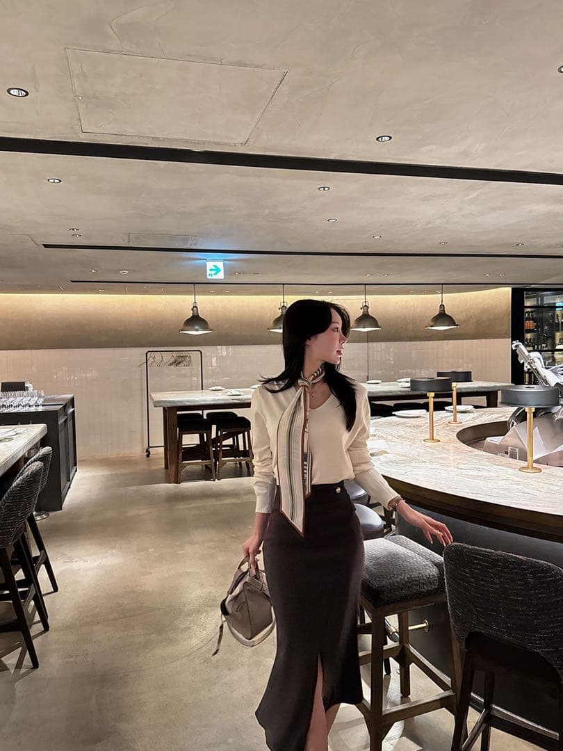 QUNG / シレナセンタースリットsk