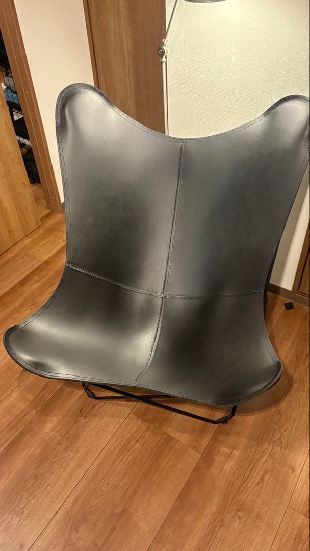 ほぼ新品 BKFチェア cuero Pampa Mariposa ブラック