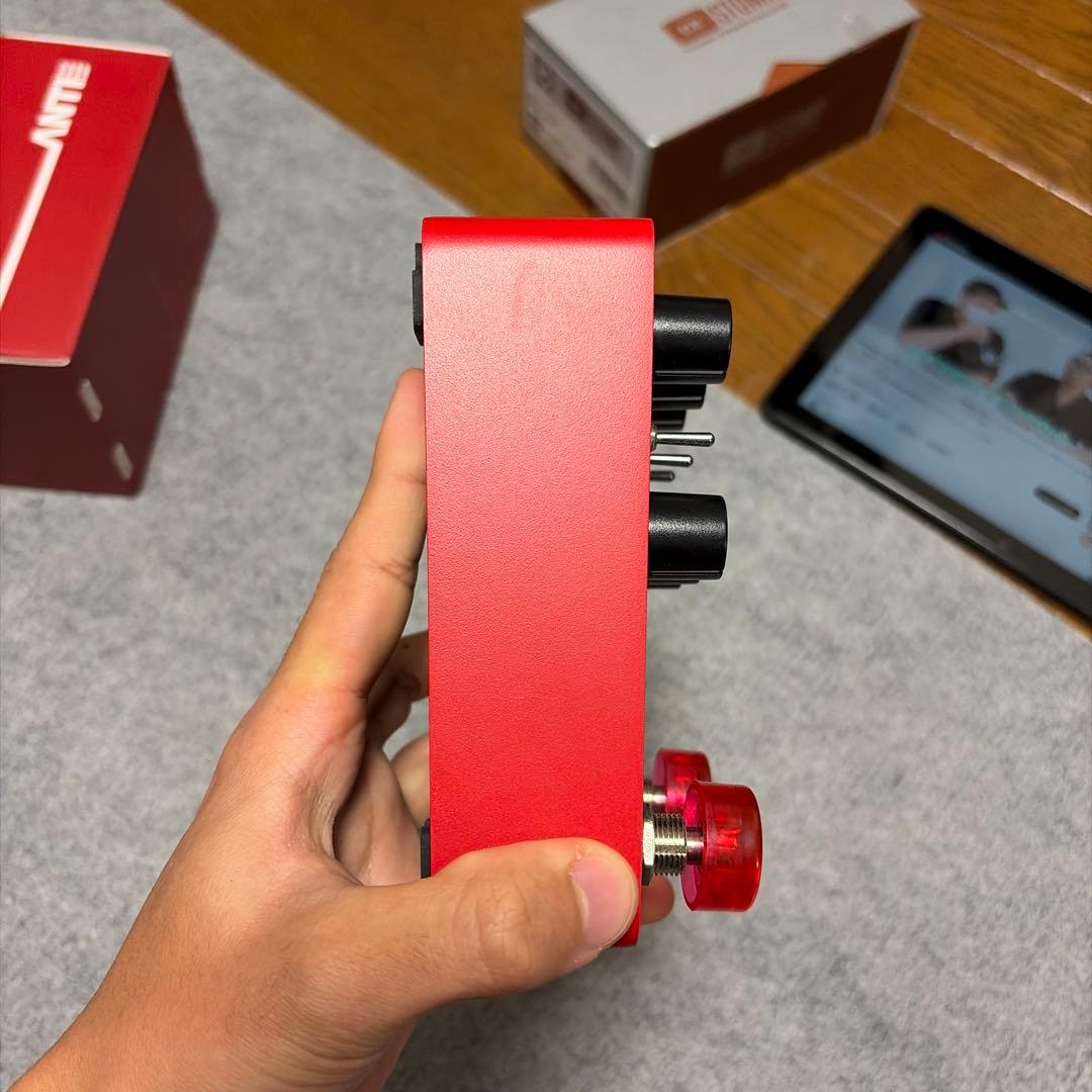 ギター UAFX ANTI