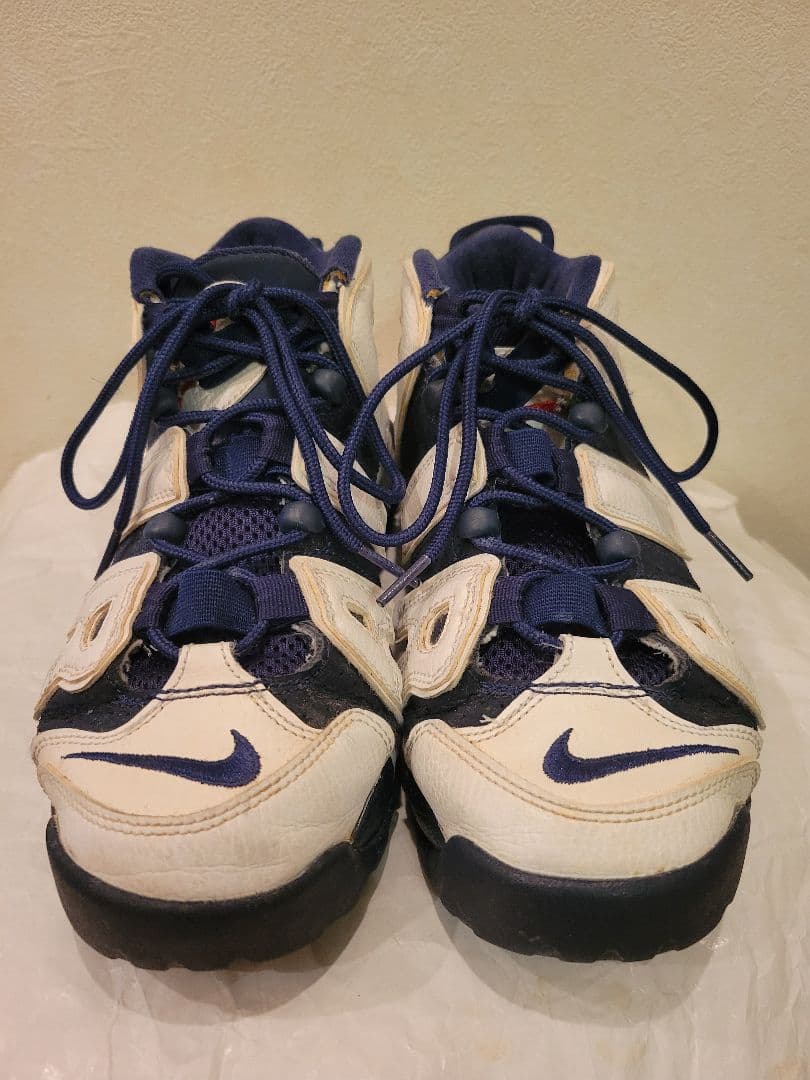 タイムセール　NIKE　モアテン　24.5