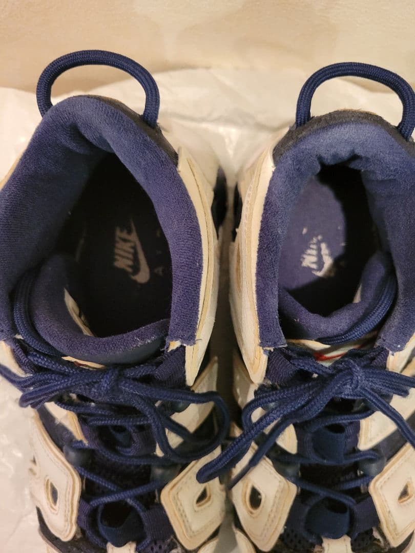 タイムセール　NIKE　モアテン　24.5
