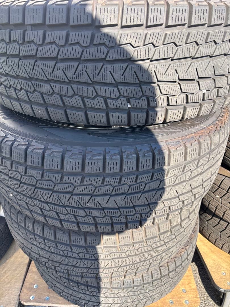 225/65R17 ヨコハマタイヤ　スタッドレスバリ山