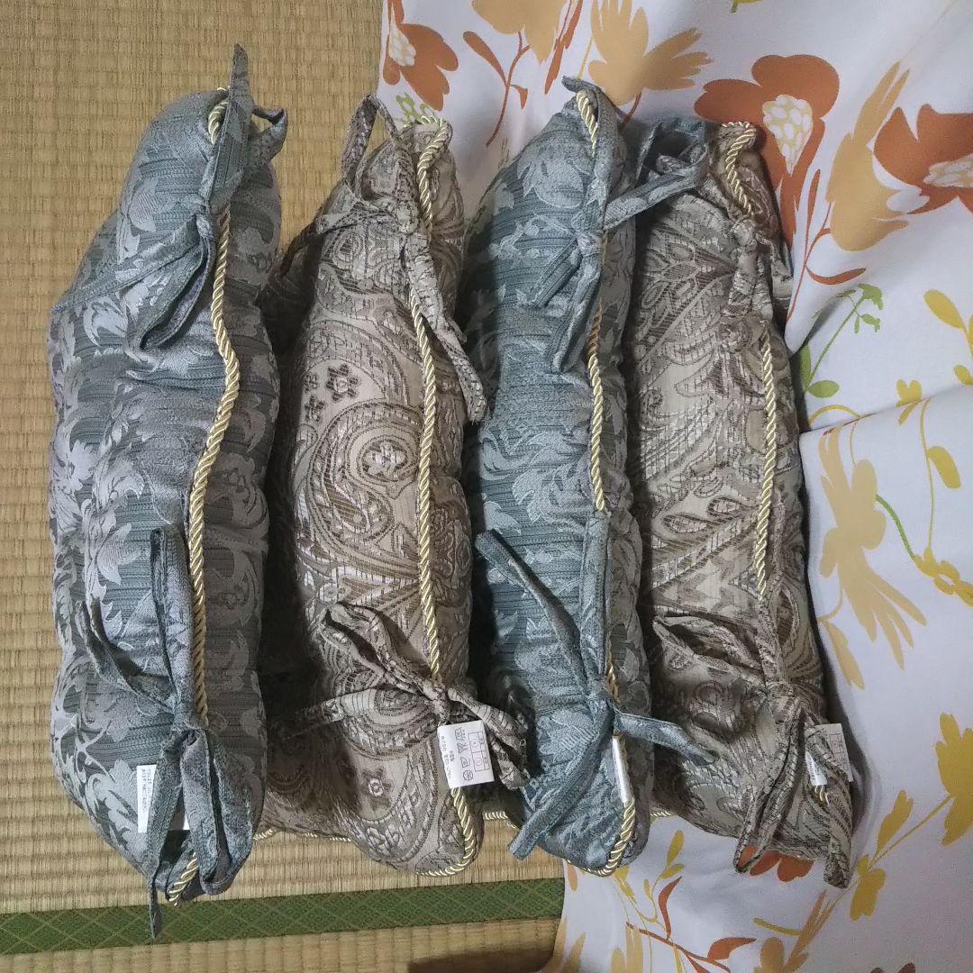 新品未使用★東京ロームアセット★アンティーク風花柄クッション★4枚セット