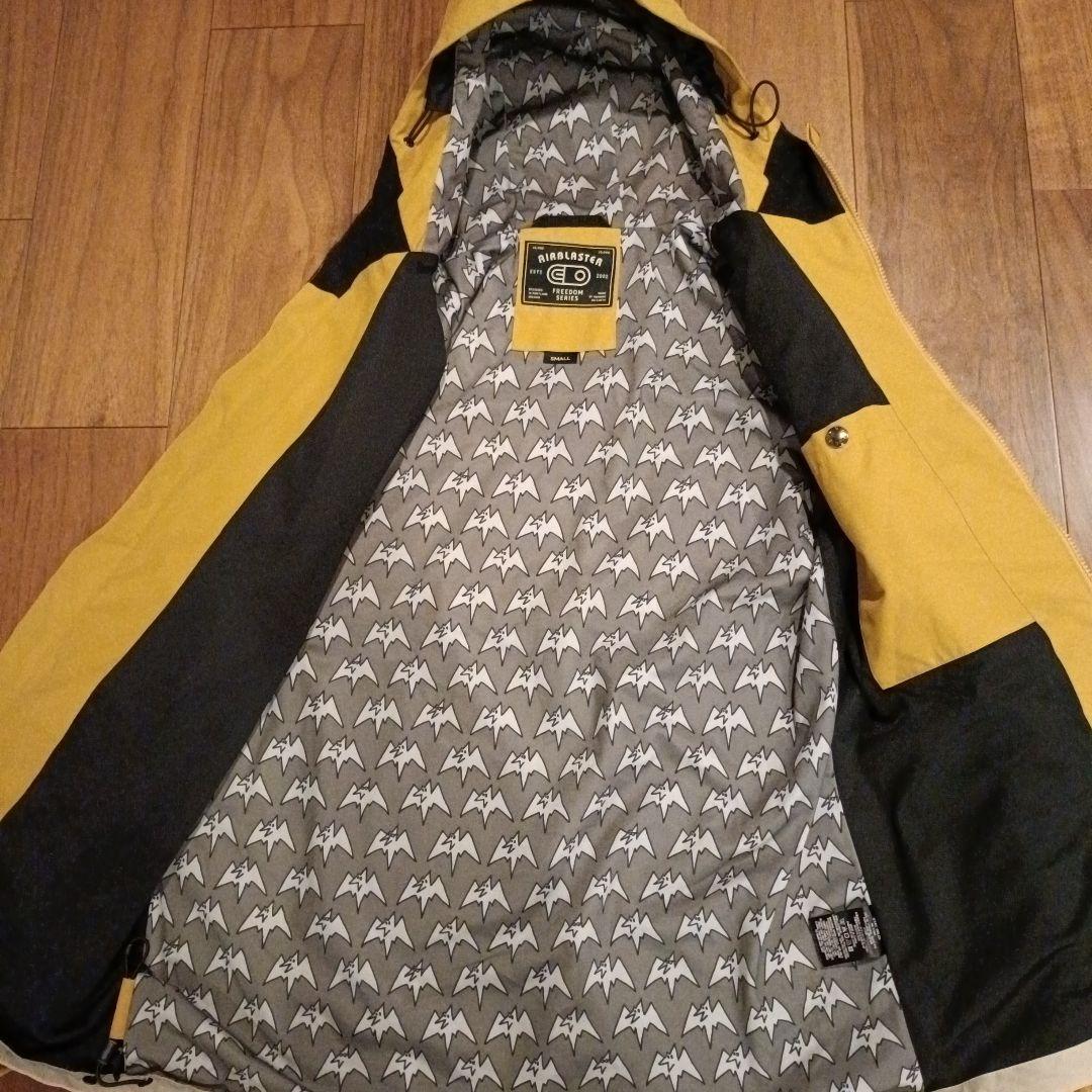 AIRBLASTER 2021-22 REVERT JAKET S 入手困難