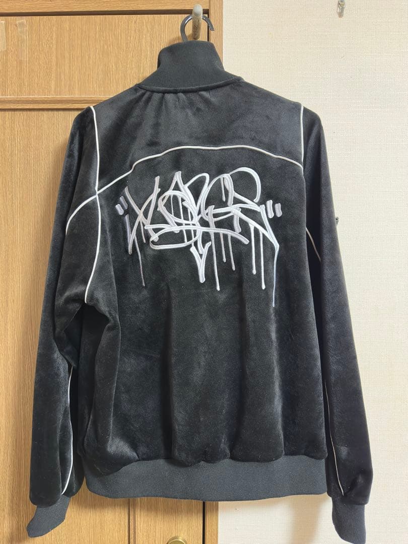 X-LARGE TAGGING VELOUR JACKET ベロアジャケット