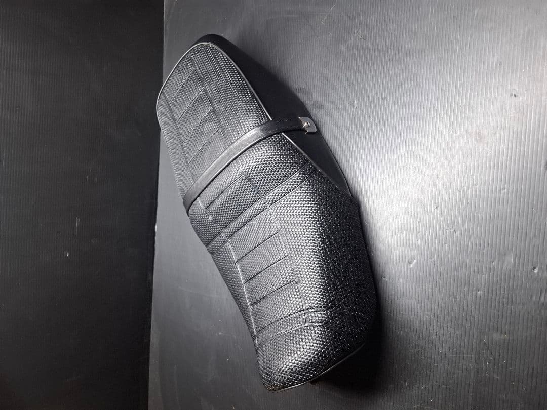 1994年式　ZRX400純正シート