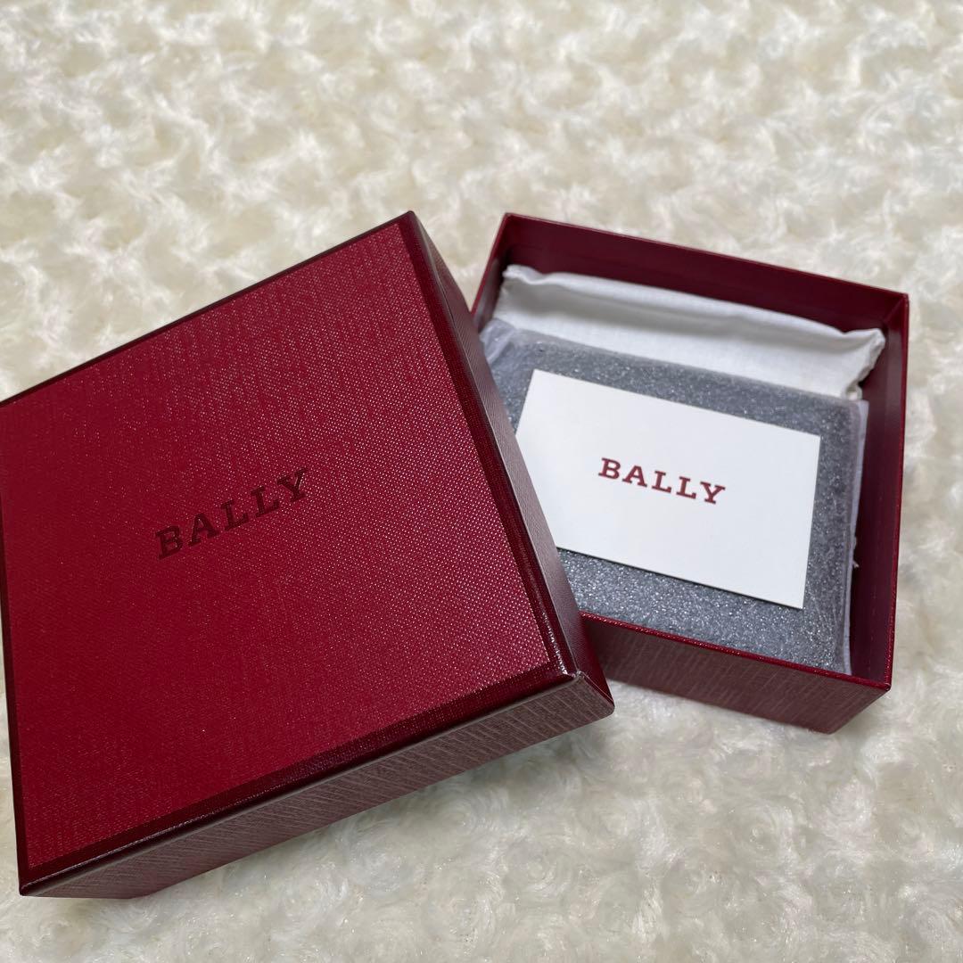 BALLYバリー　新品箱付き　マネークリップウォレット　ブラック無地