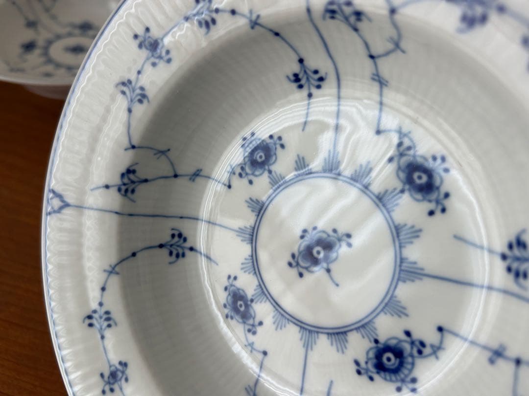 ブルーフルーテッド　プレイン　ディーププレート　2枚