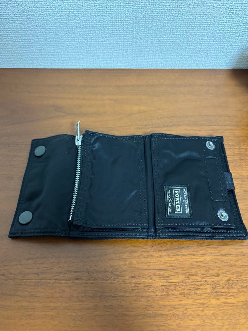 新型　ポーター　タンカー　三つ折り財布　ブラック　吉田カバン