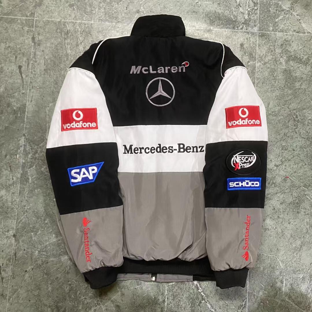 新品メルセデスベンツ F1 レーシングジャケットブルゾン 刺繍　中綿　 男女兼用
