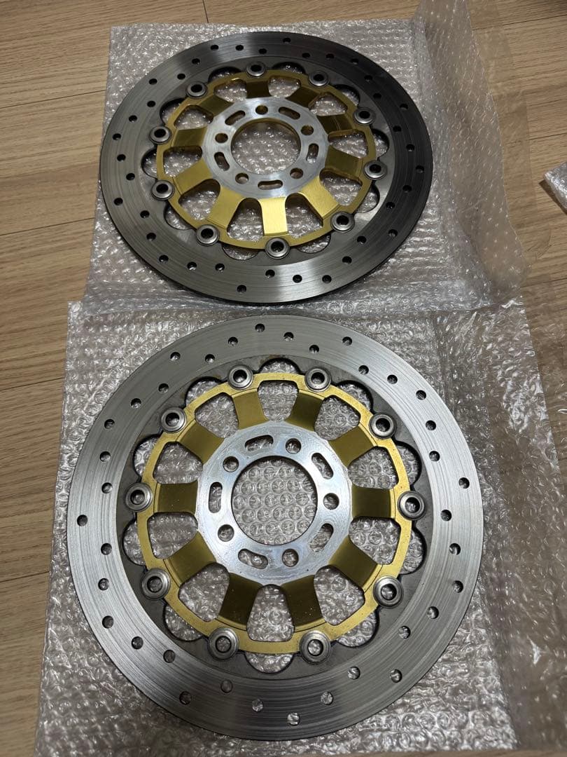 サンスターカスタムフロントディスク―カワサキ用KC-301 美品、使用距離少