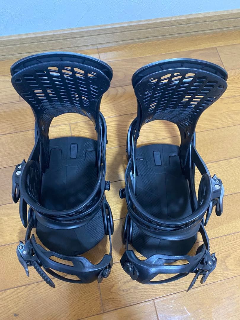 BURTON GENESIS RE:FLEX ブラックMサイズ