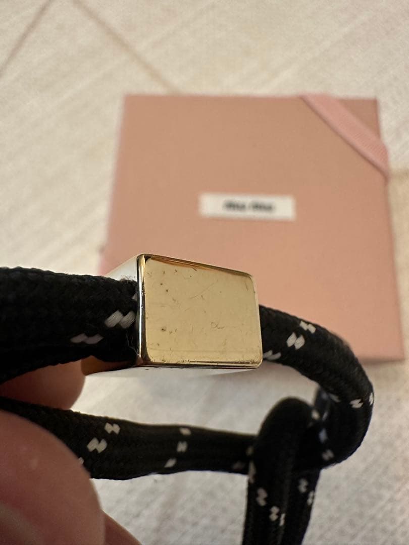miumiu コード ブレスレット