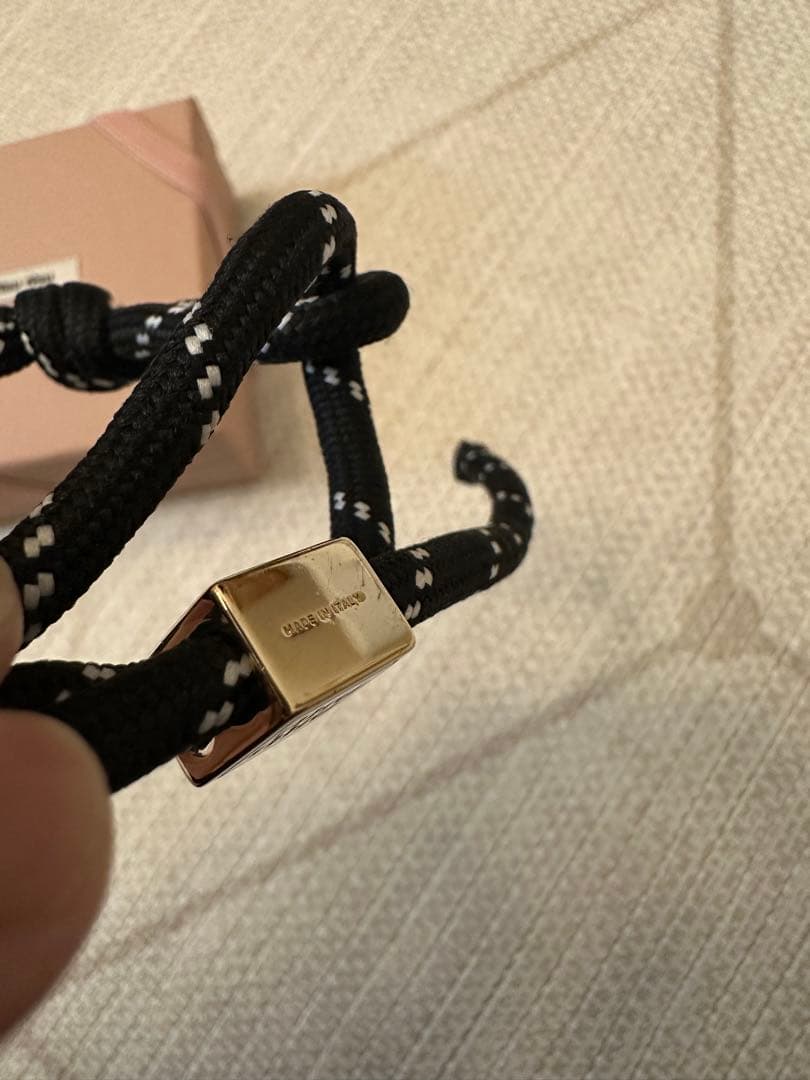 miumiu コード ブレスレット