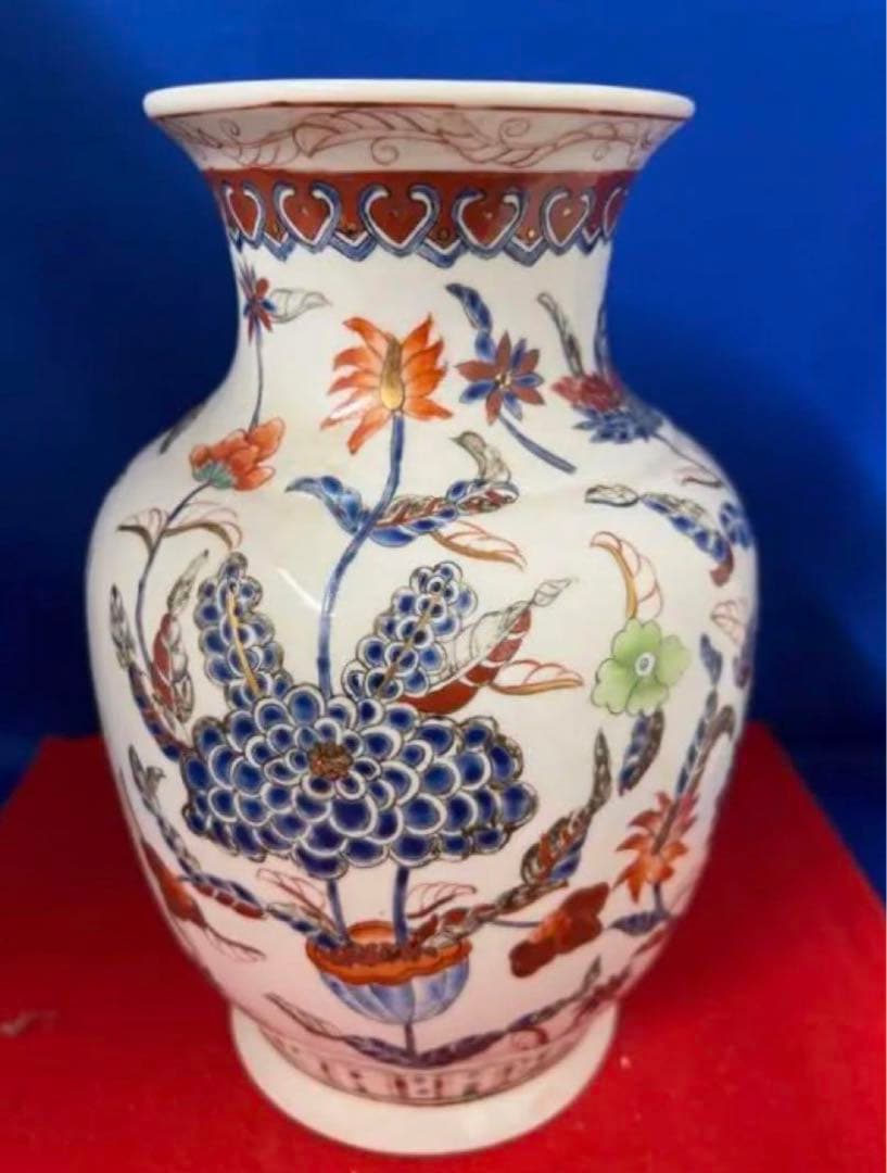 中国古美術　清時代金彩.粉彩花卉花瓶　【大清同治年製】在銘　古美術y201