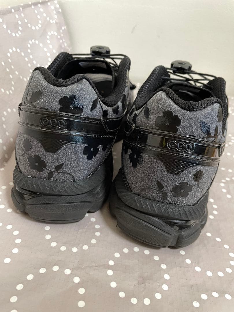 ASICS GEL-CUMULUS セシリー 25cm