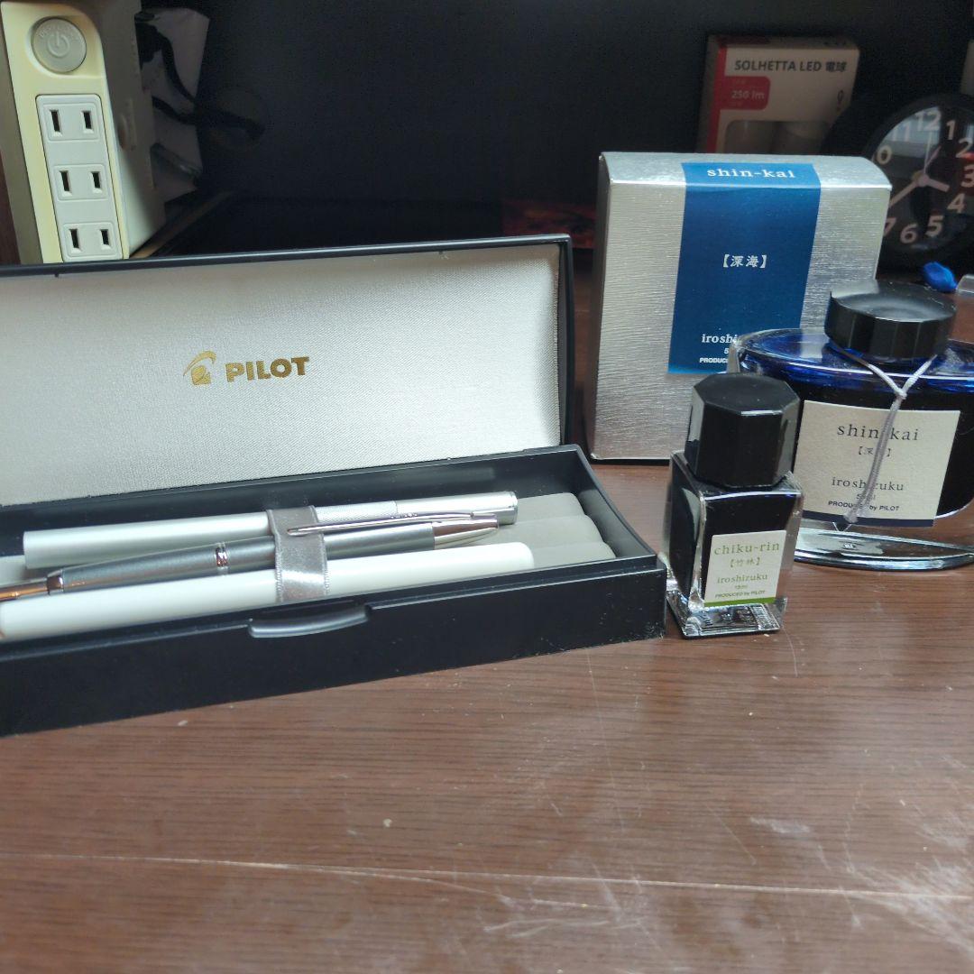 PILOT 万年筆 キャップレスデシモ ダークグレーマイカ おまけ付き
