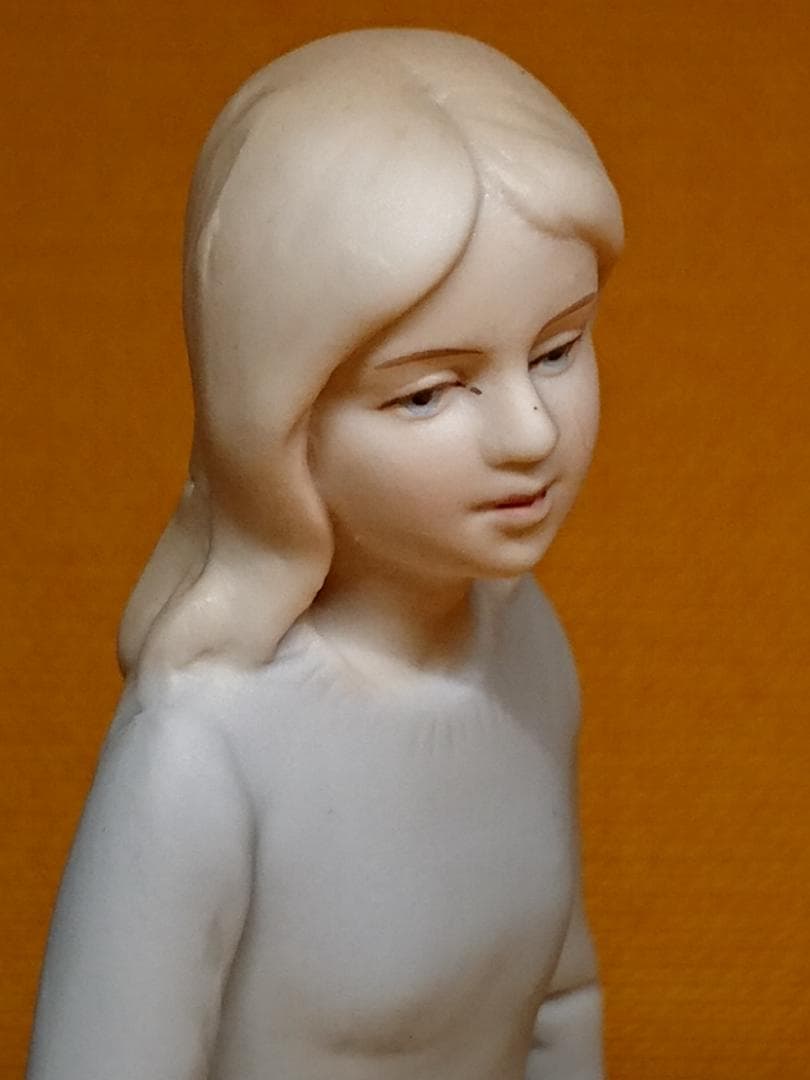 人形　陶器　オブジェ　置物　インテリア　工芸品　美術品　A3121