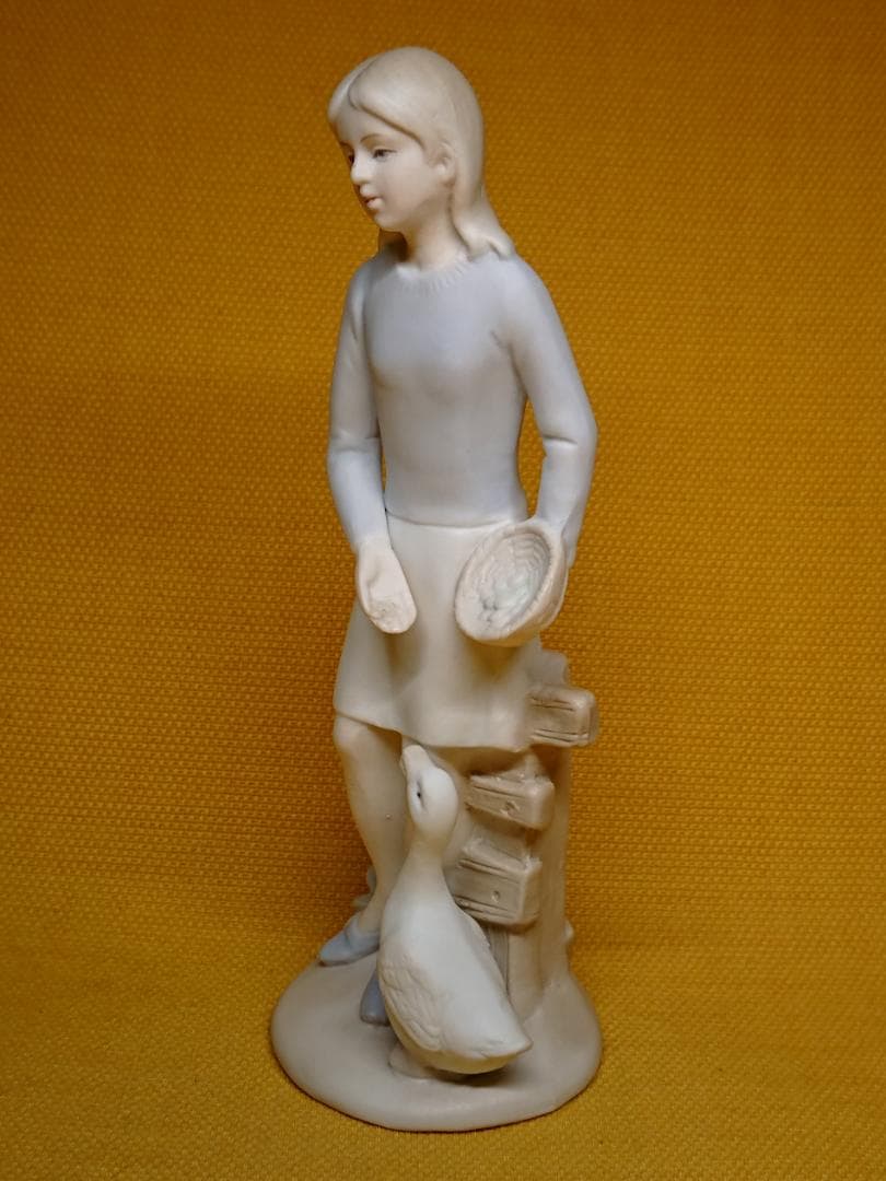 人形　陶器　オブジェ　置物　インテリア　工芸品　美術品　A3121