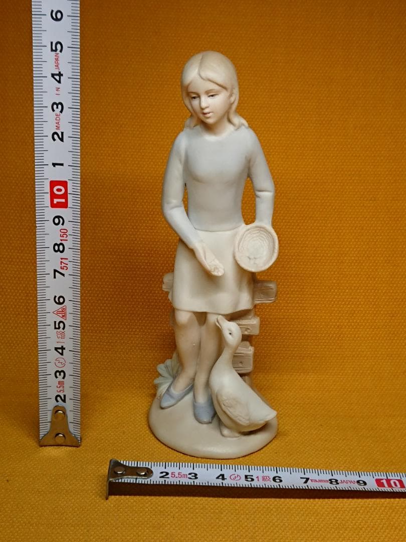 人形　陶器　オブジェ　置物　インテリア　工芸品　美術品　A3121