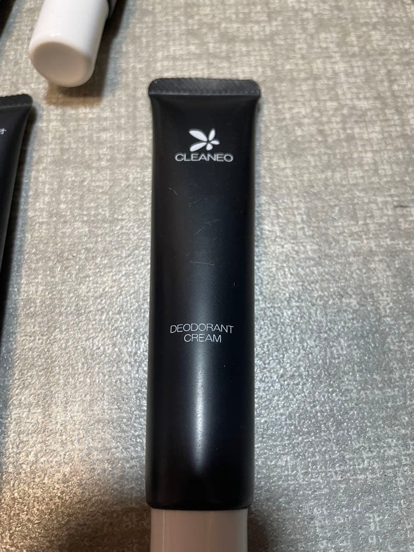 K*M様 CLEANEO クリアネオ クリーム 箱無し 7本セット