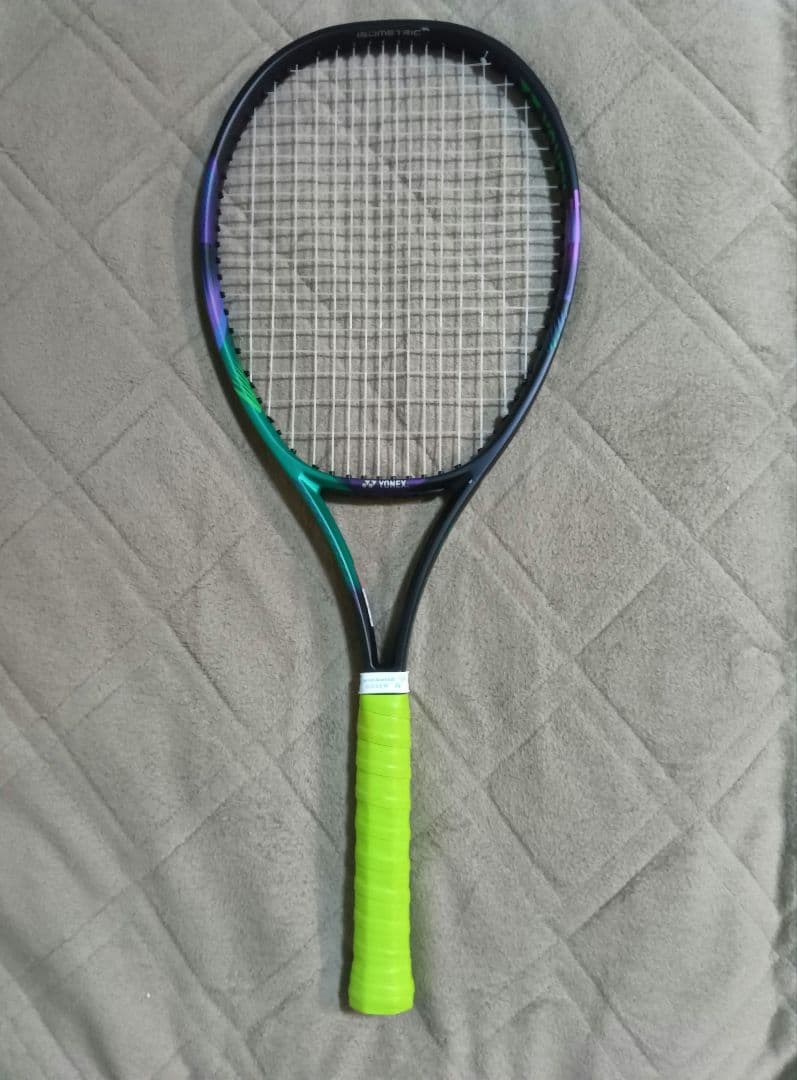 YONEX VCORE PRO 104 テニスラケット